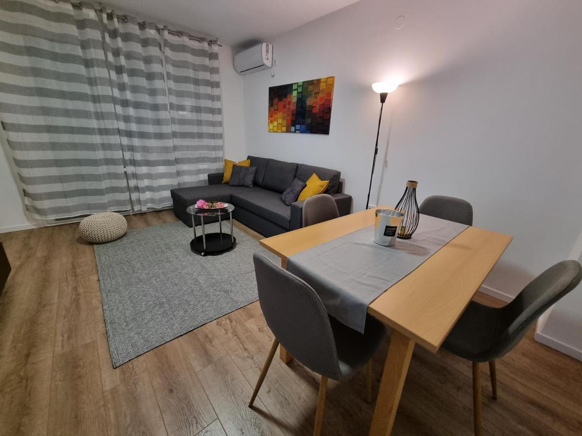 Apartman Simic Apartment Osijek Exterior foto
