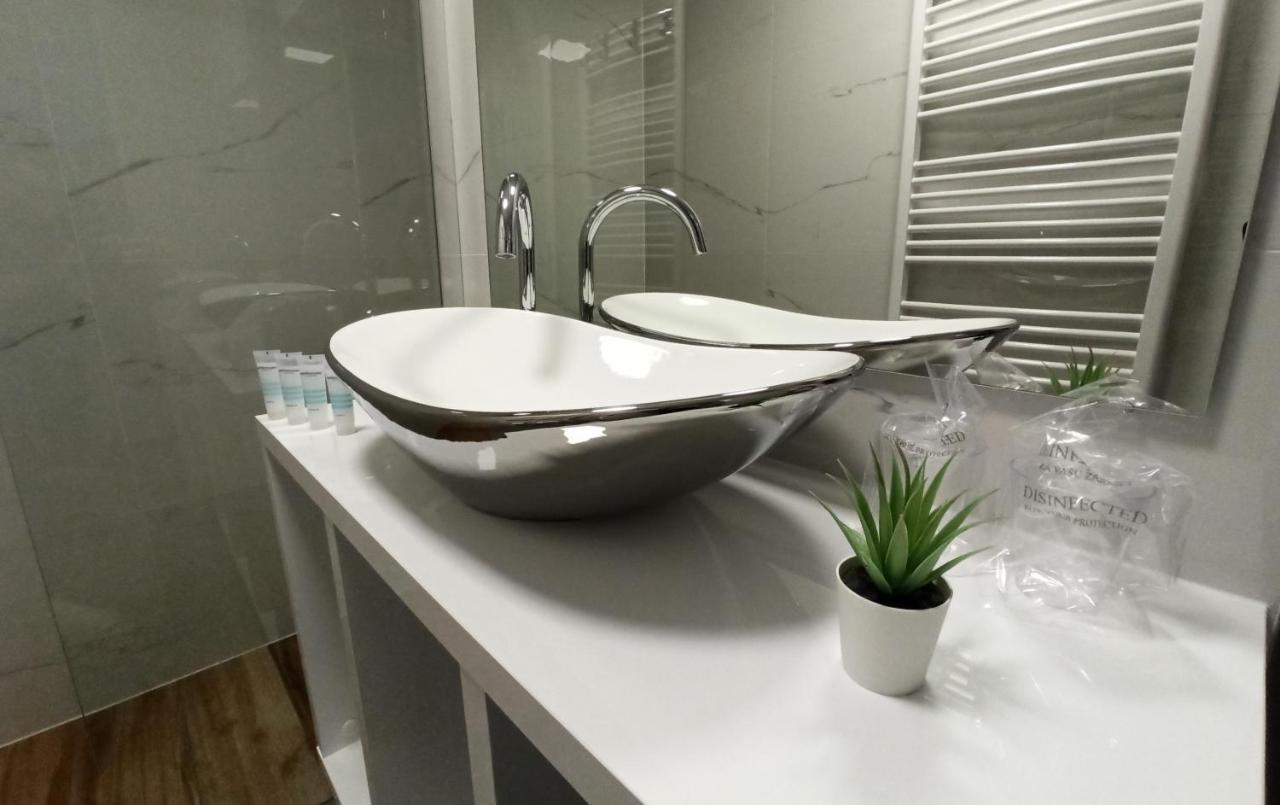 Apartman Simic Apartment Osijek Exterior foto